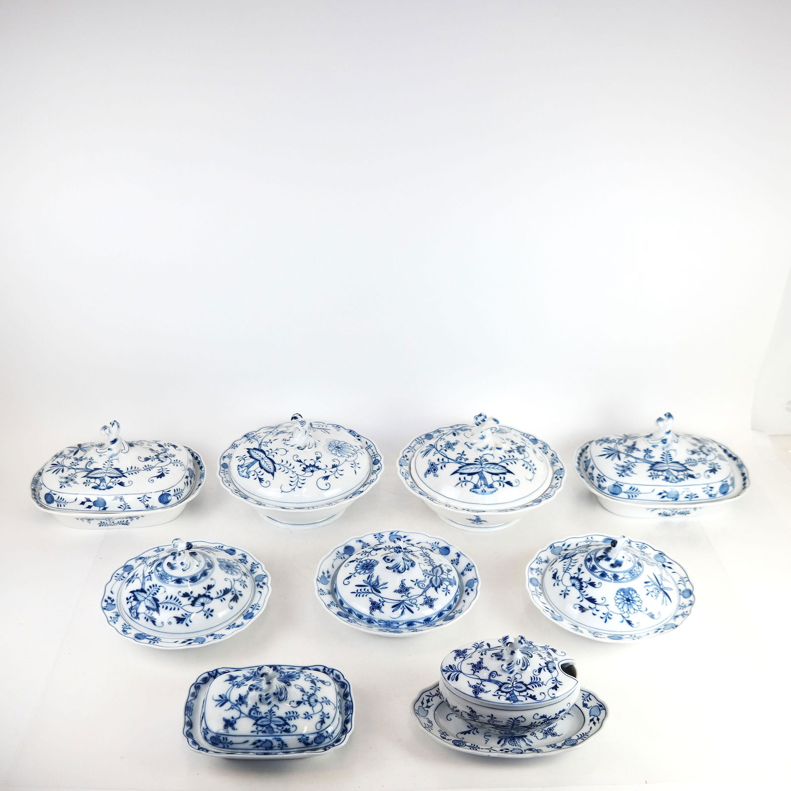 Meissen German Porcelain "Blue Onion" Serving Pcs (1 of 16)