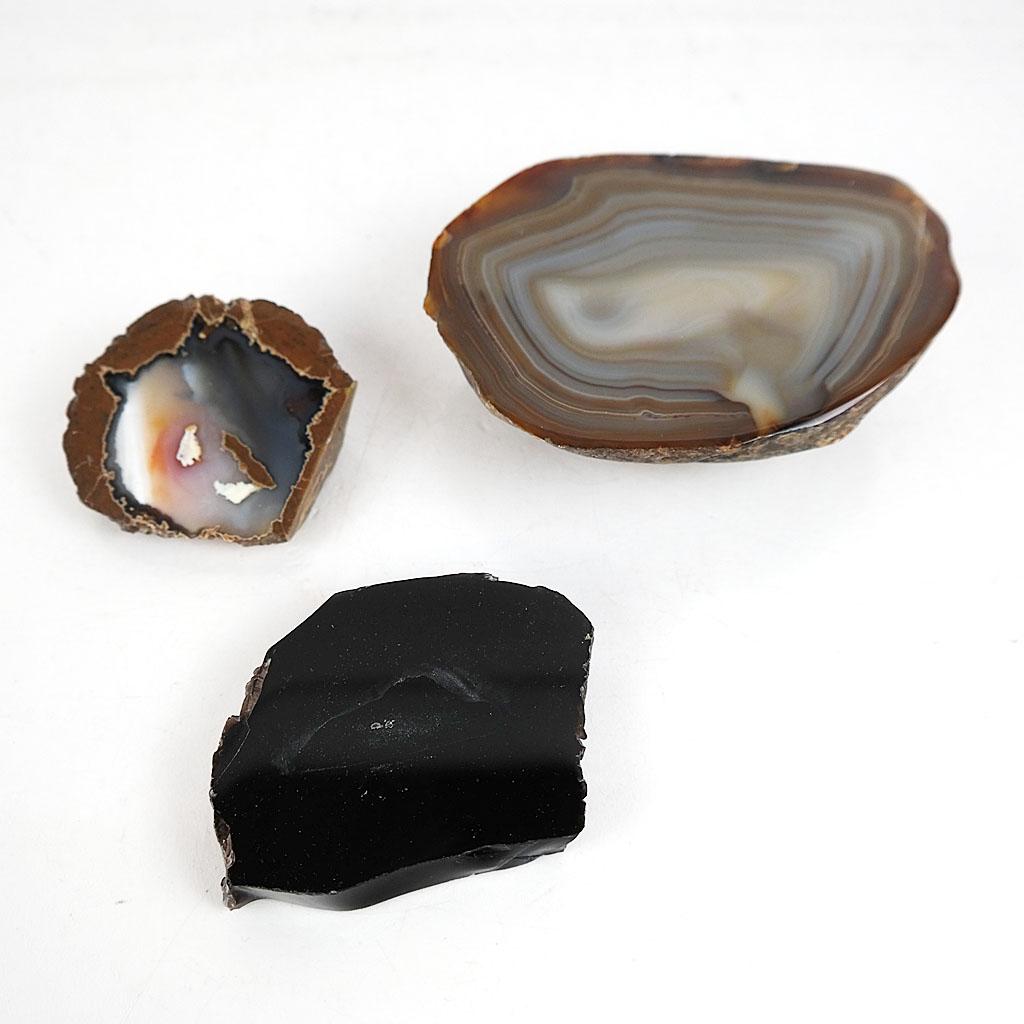 Group of Three Lapidary Mineral Slices: With polished surfaces and natural rough edges. [Largest: 4 3/4 x 3 1/4 x 1 1/2 inches]. Cracks and natural fissures visible.