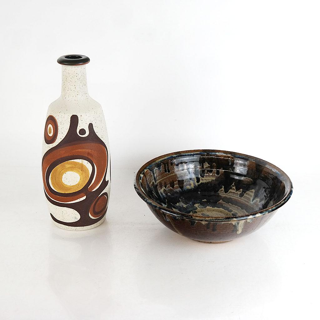 Two Israeli Contemporary Art Pottery Vessels (1 of 8)