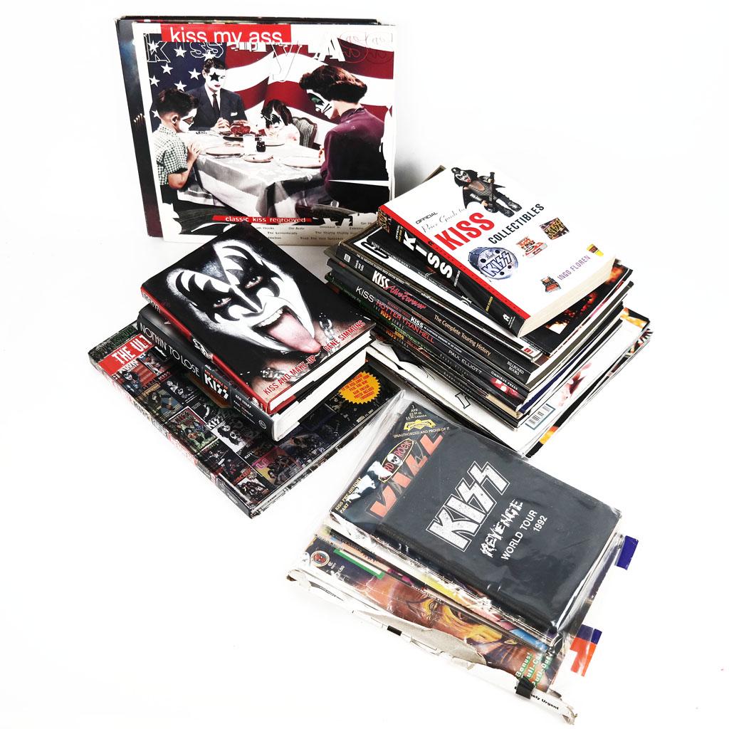 Large KISS Ephemera Group - Books & Albums (1 of 7)