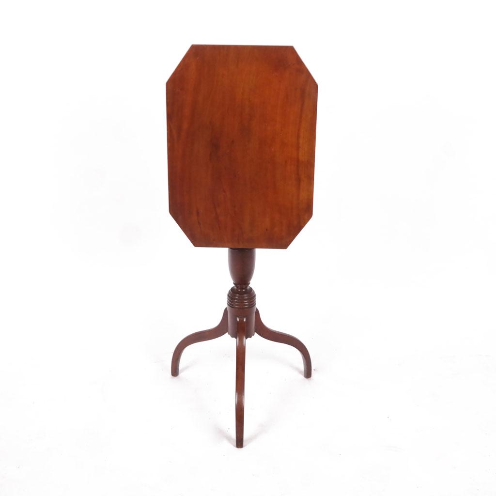 Georgian Style Walnut Tilt-Top Table (1 of 6)