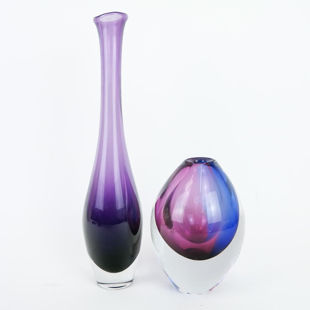 Two Internally Decorated Art Glass Vessels (1 of 8)