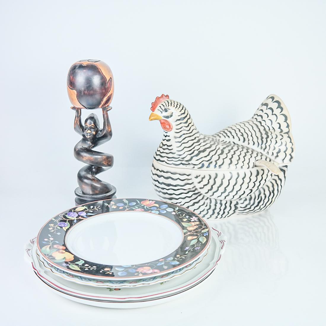 Assembled Group of Tabletop Articles (6) (1 of 19)