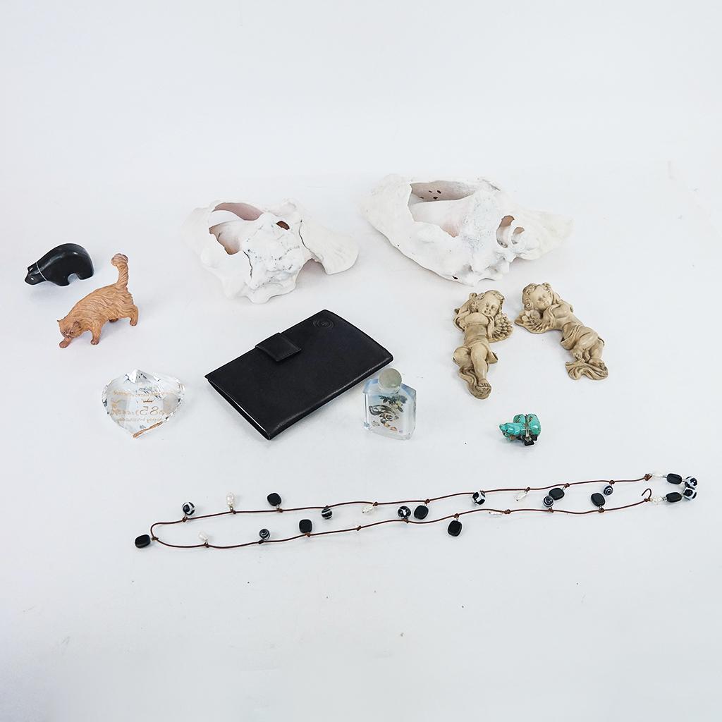 Assembled Group of Decorative Collectibles (9) (1 of 6)