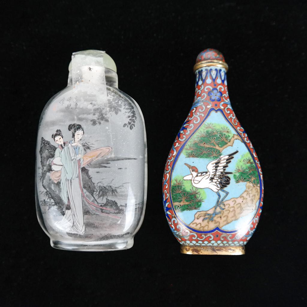 2 Asian Snuff Bottles - Glass and Cloisonne (1 of 8)