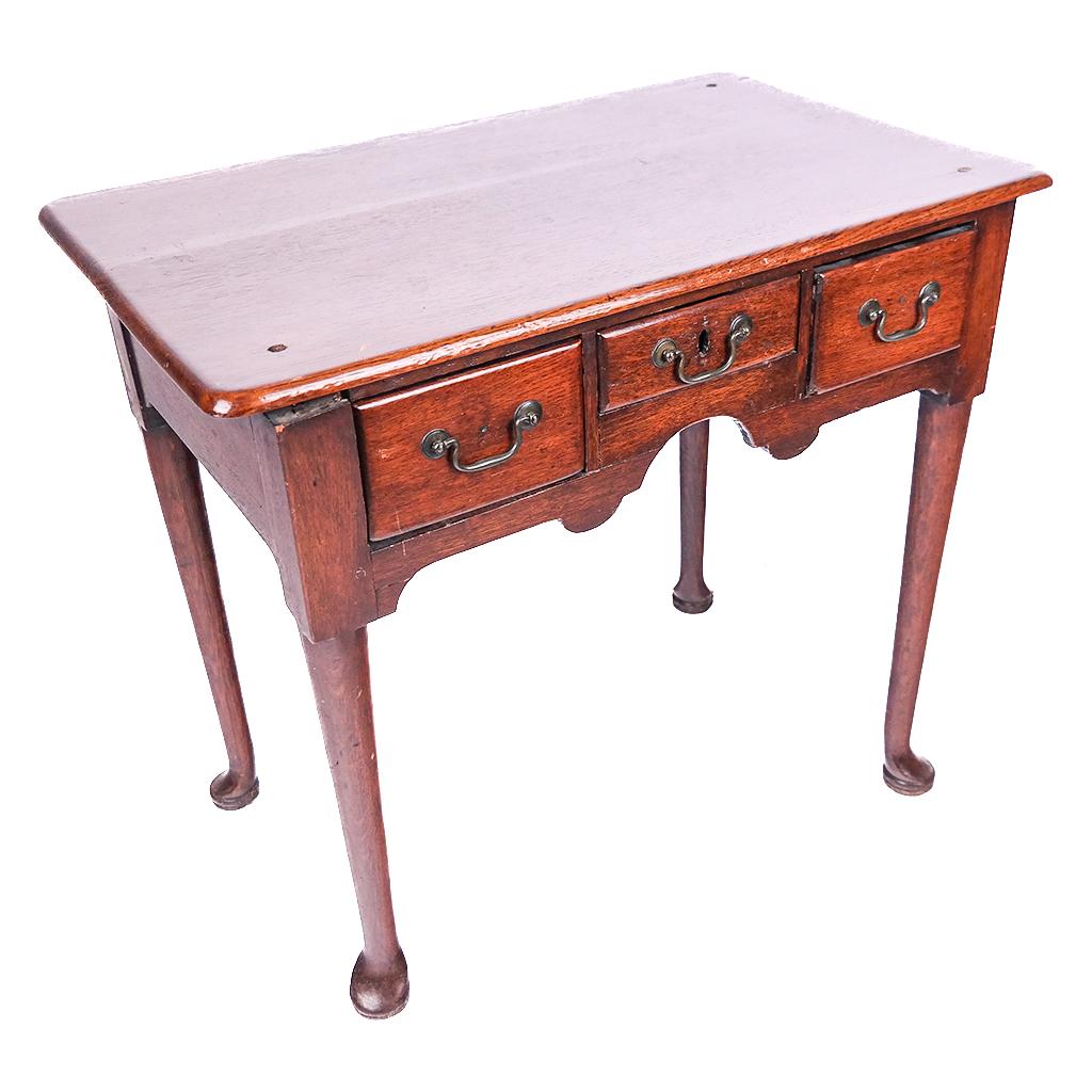 Early 20th C. Georgian-Style Oak Dressing Table (1 of 12)