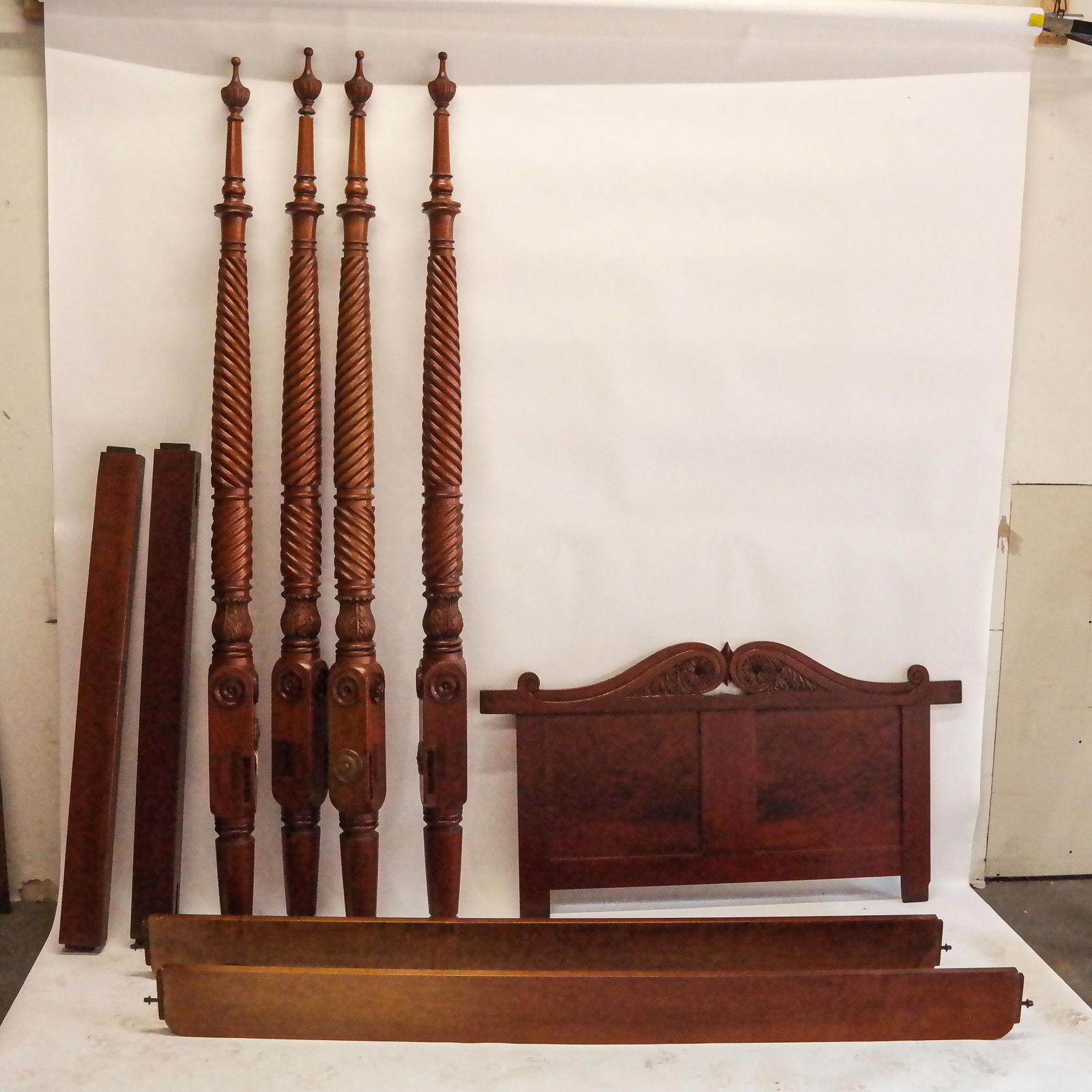 American Carved Mahogany Plantation Bed (1 of 11)