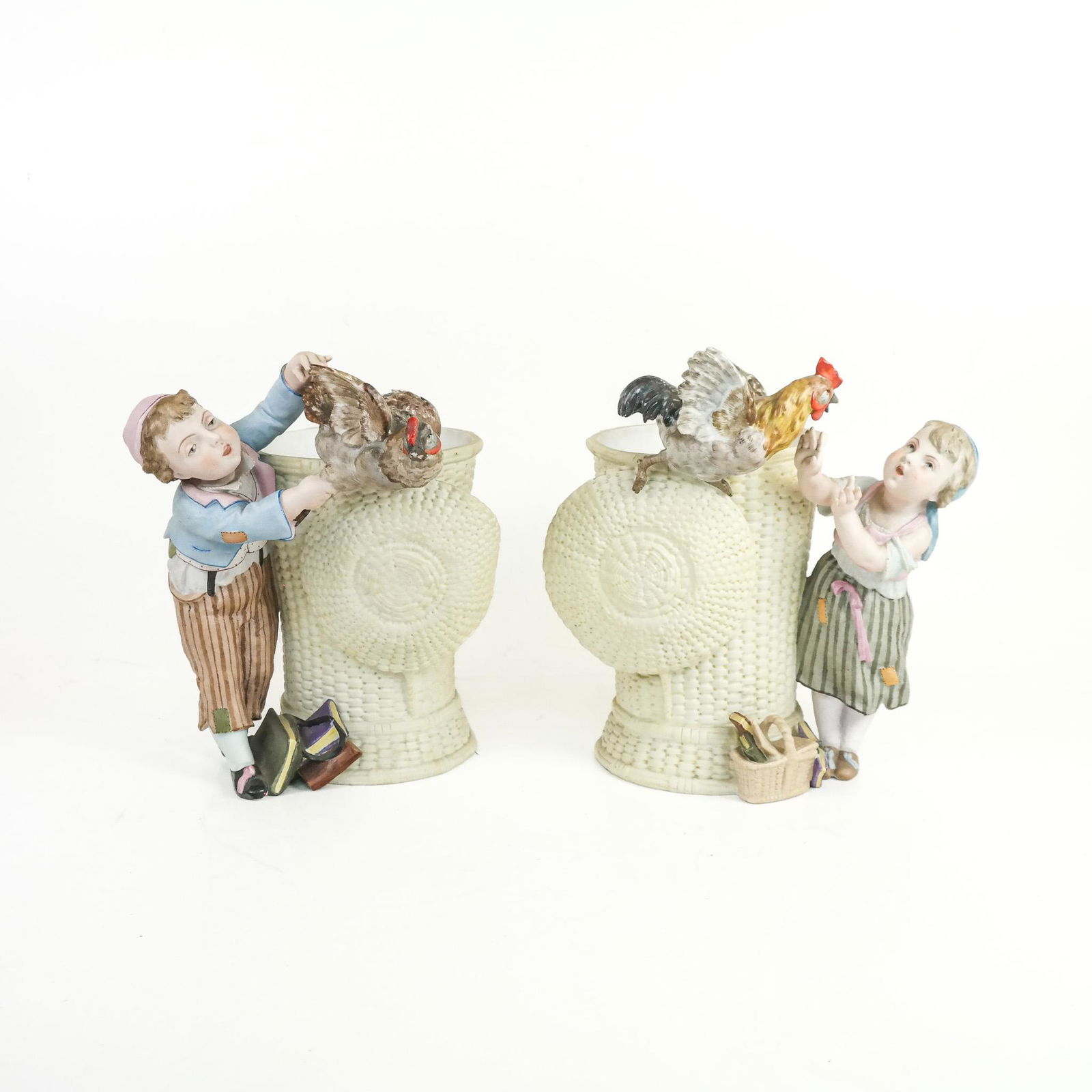 Pair of Continental Painted Porcelain Baskets (1 of 13)