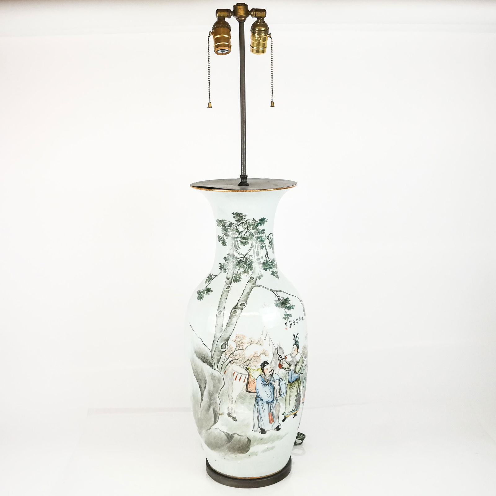 Large Chinese Vase Mounted As A Lamp (1 of 13)