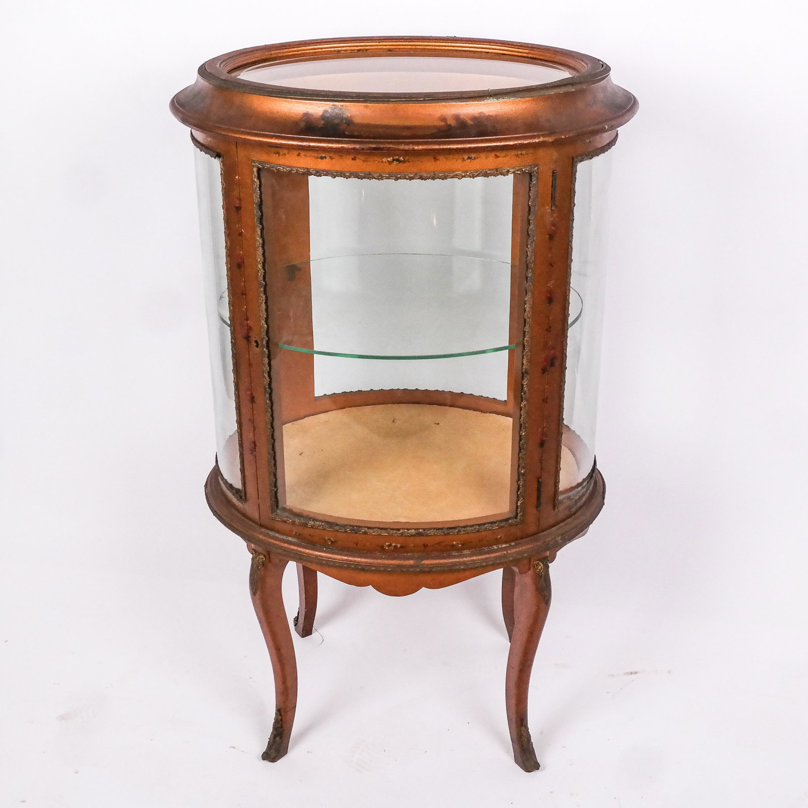 Louis XV-Style Painted Vitrine Cabinet: Louis XV-style painted vitrine cabinet, 20th century, in the Vernis Martin style with landscape scenes around curved glass panels. [43" H x 25" W x 20 1/2" D]. Lifting and bending to mounts; fading an