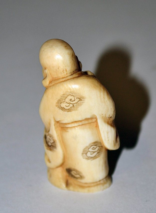Three Netsuke Figures - 10