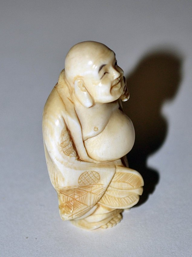 Three Netsuke Figures - 7