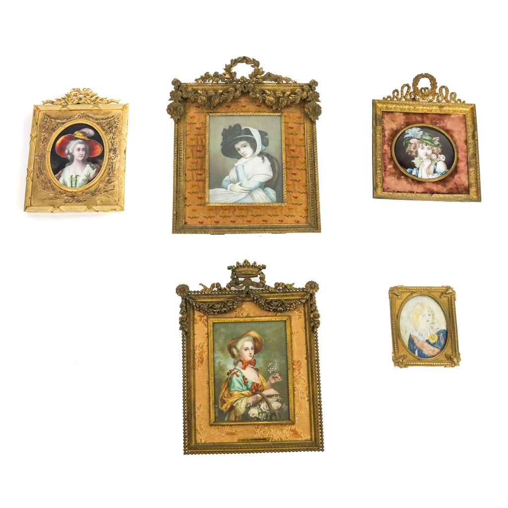 Group of 5 French Neoclassical-Style Frames (1 of 18)