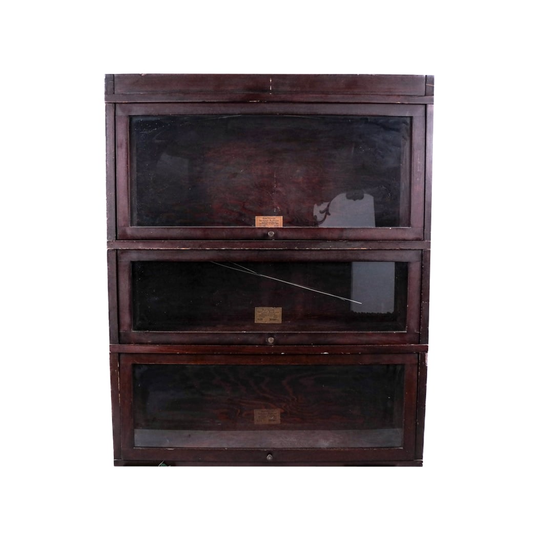 Globe Wernicke 3-Section Barrister Legal Bookcase (1 of 11)