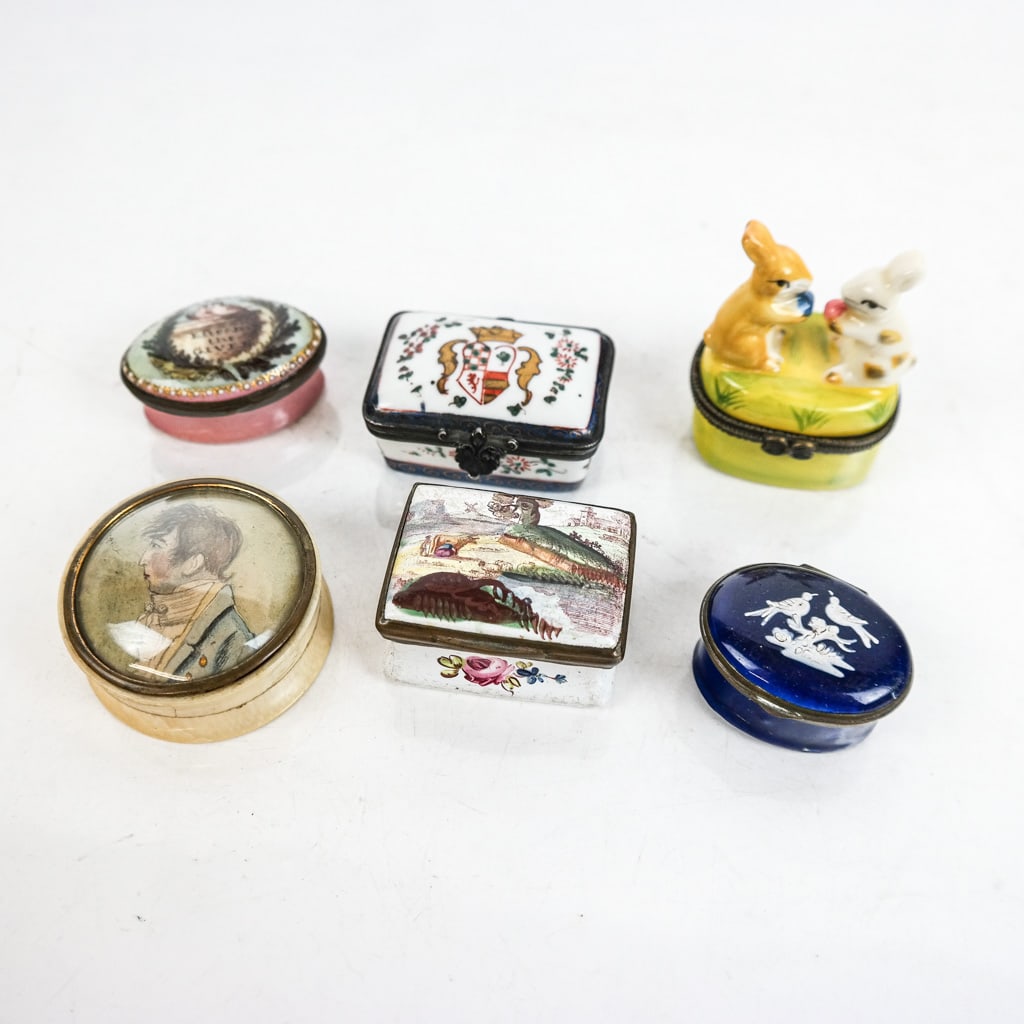 Five Battersea-Style Pill Boxes, Others (1 of 15)