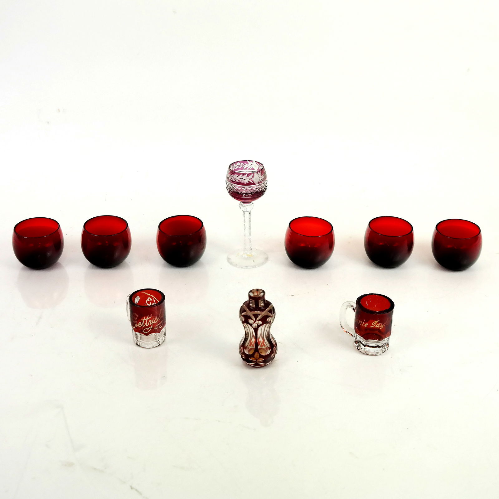Assembled Group of 8 Red Cranberry Glass Cups (1 of 13)