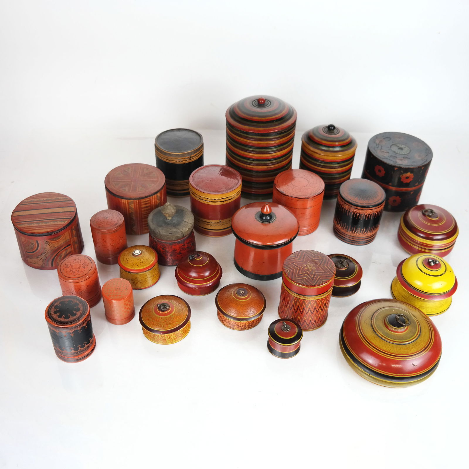 Group of 24 Trinket / Storage Boxes (1 of 14)