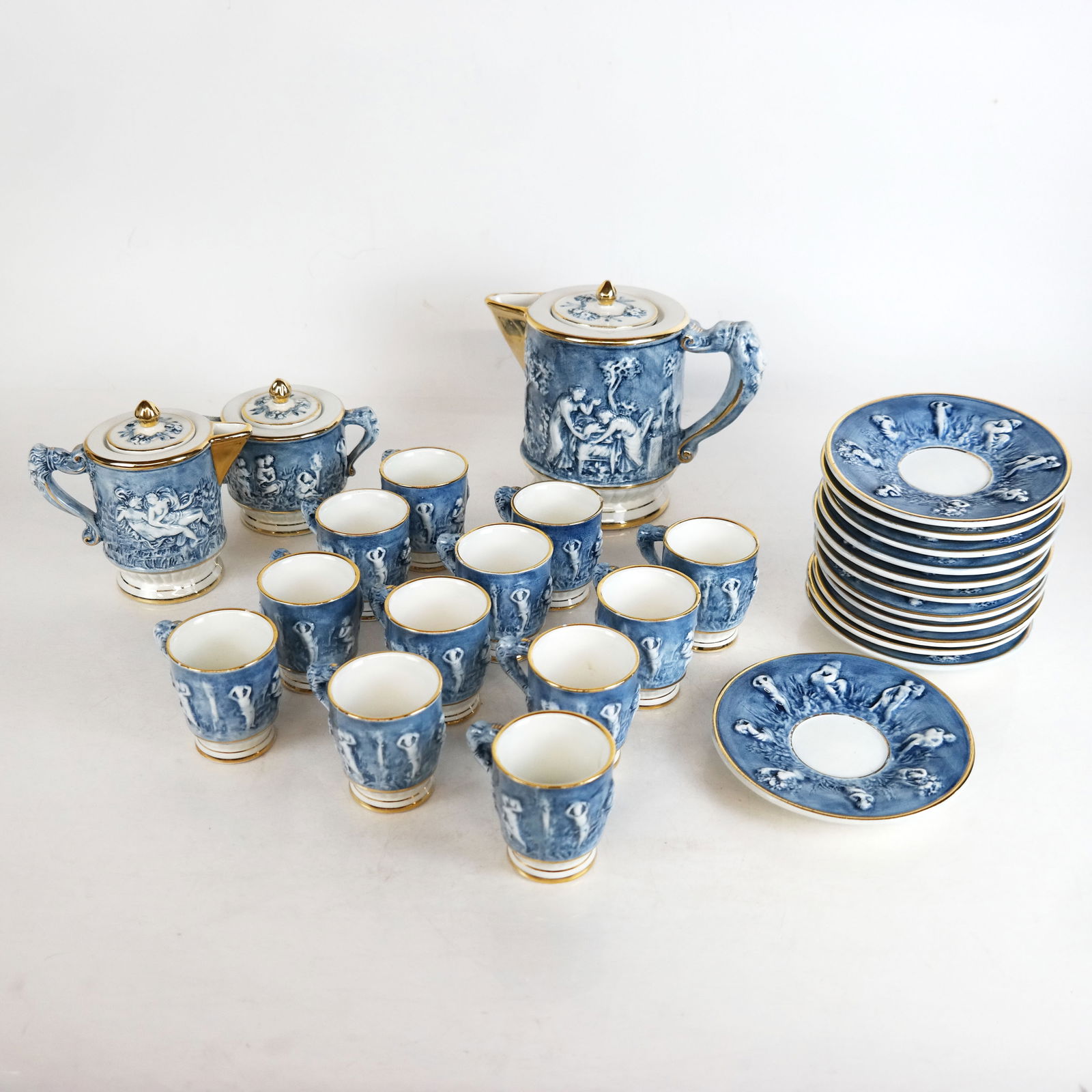 Capodimonte Porcelain Coffee / Tea Set (1 of 13)