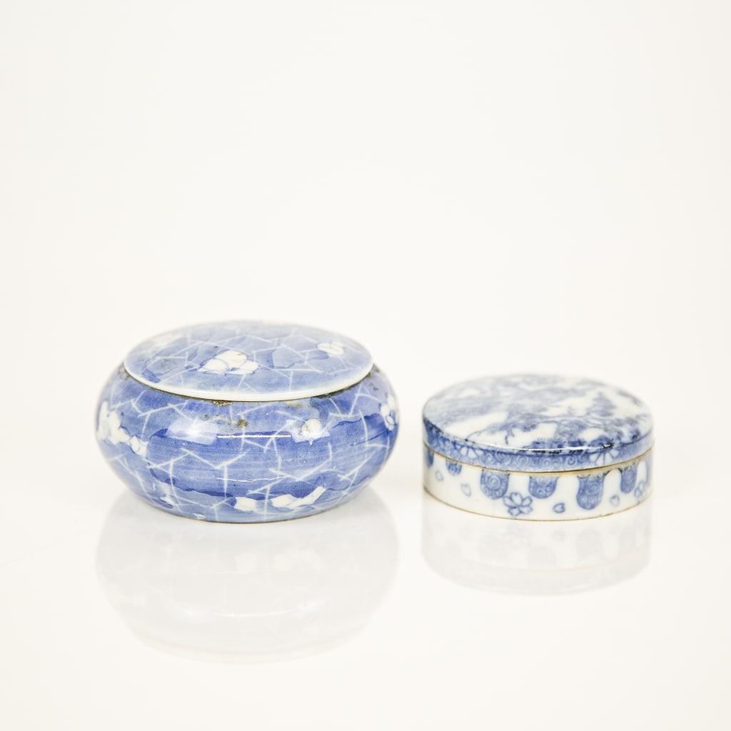 Two Small Chinese Covered Boxes (1 of 11)