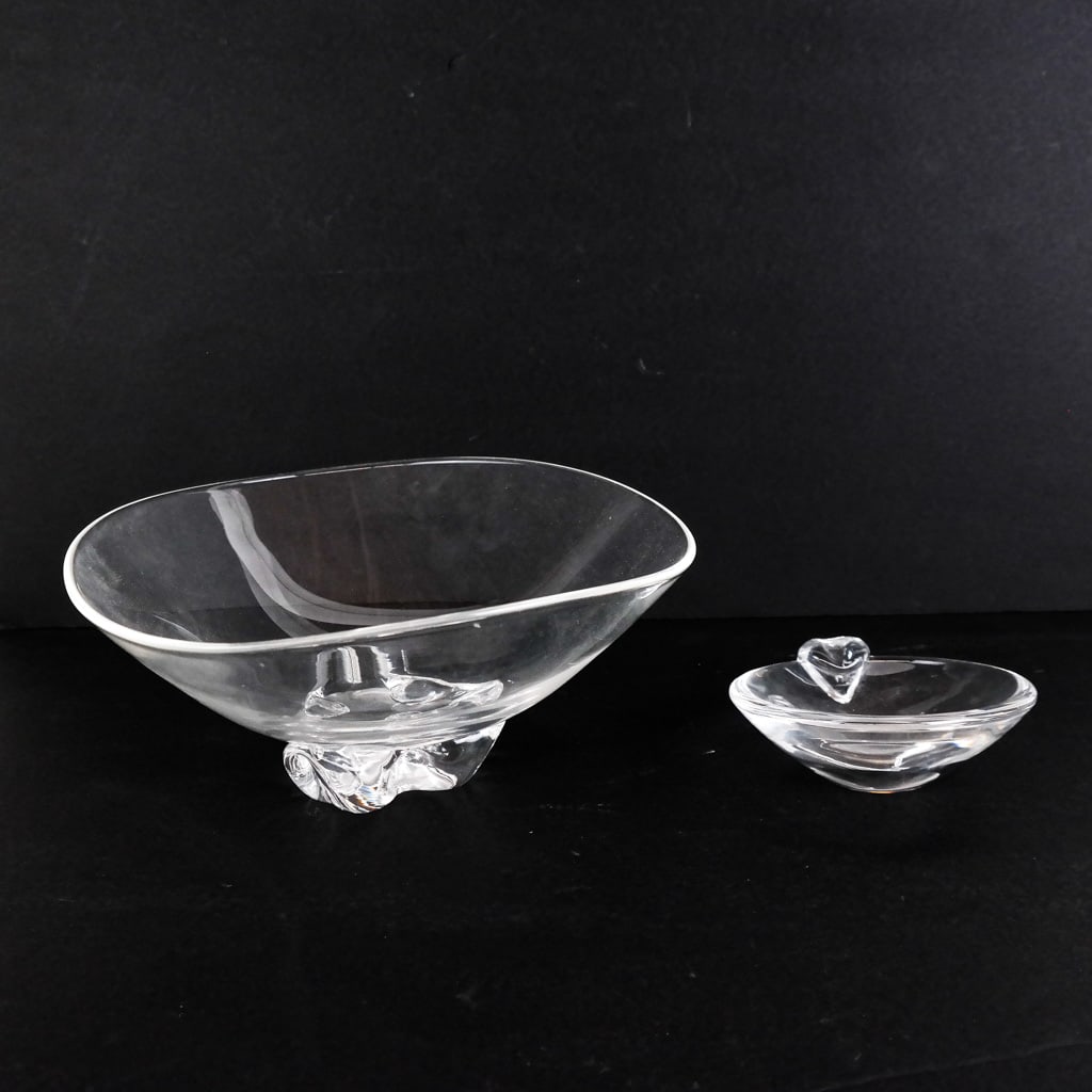Two Steuben Clear Glass Bowls (1 of 12)