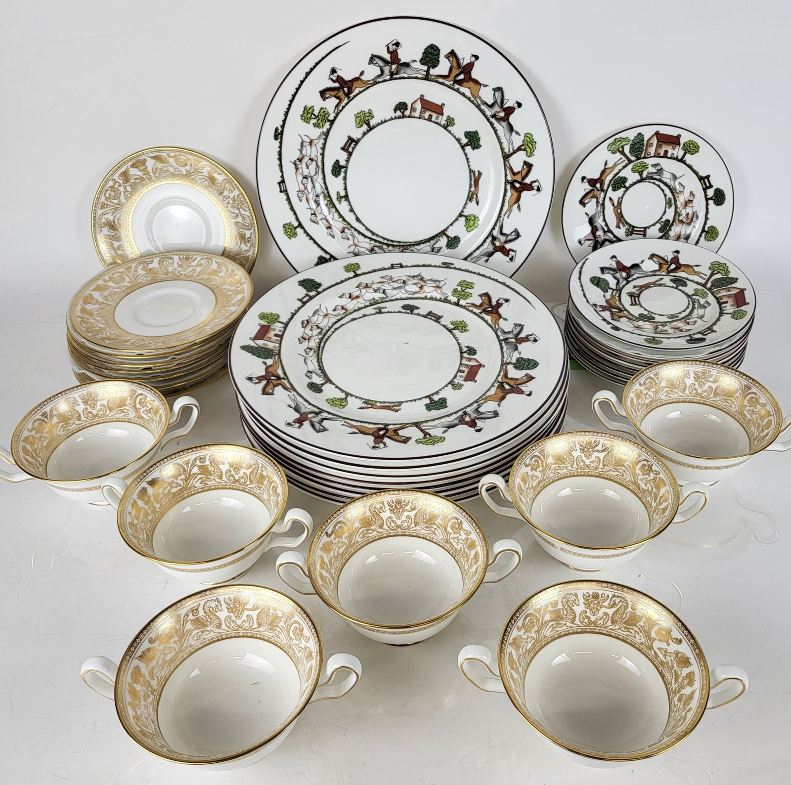 English Porcelain Partial Service - 34 Pcs. (1 of 18)
