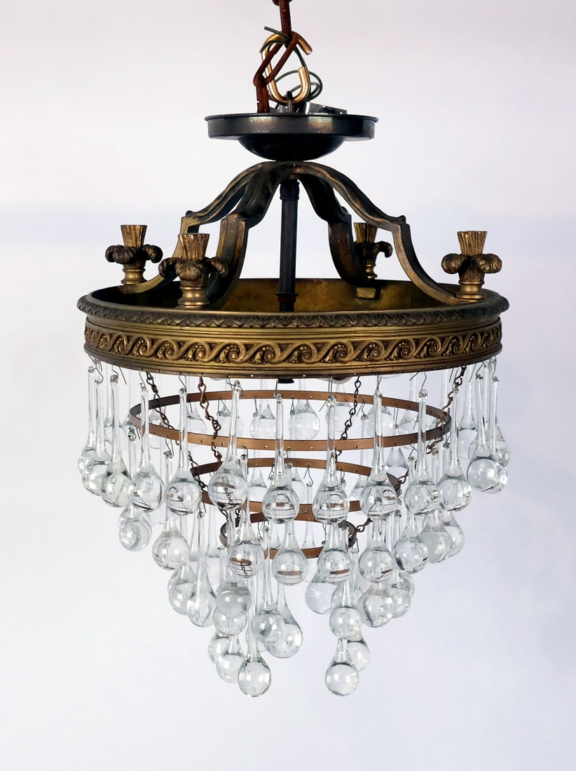 Classical-Style Teardrop Crystal Chandelier (1 of 4)
