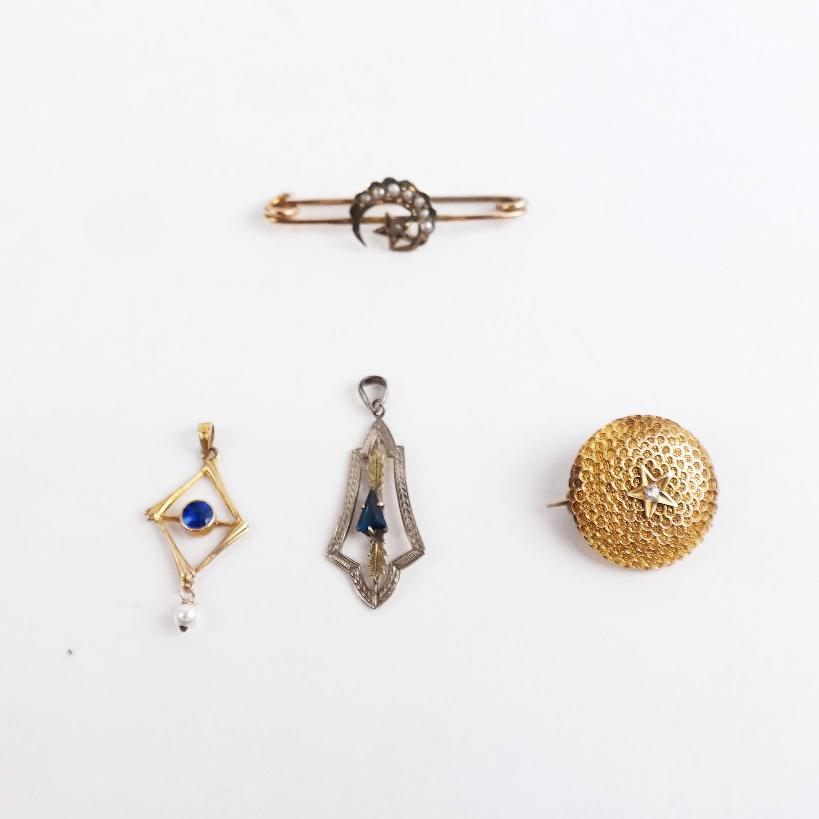 Four 14K Yellow Gold Items (1 of 7)