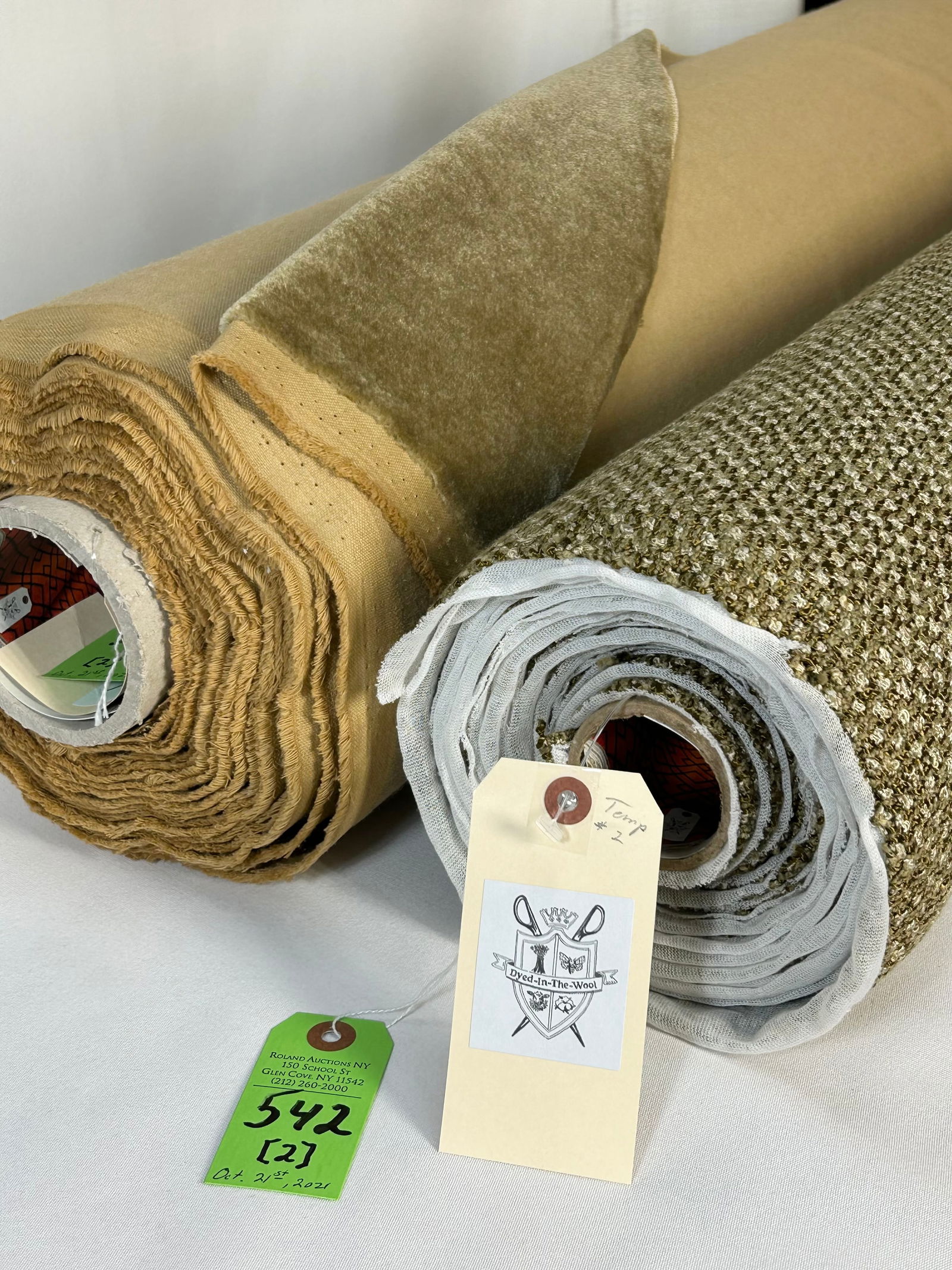 Robert Crowder and Rogers & Goffigon Luxe Fabrics (1 of 6)