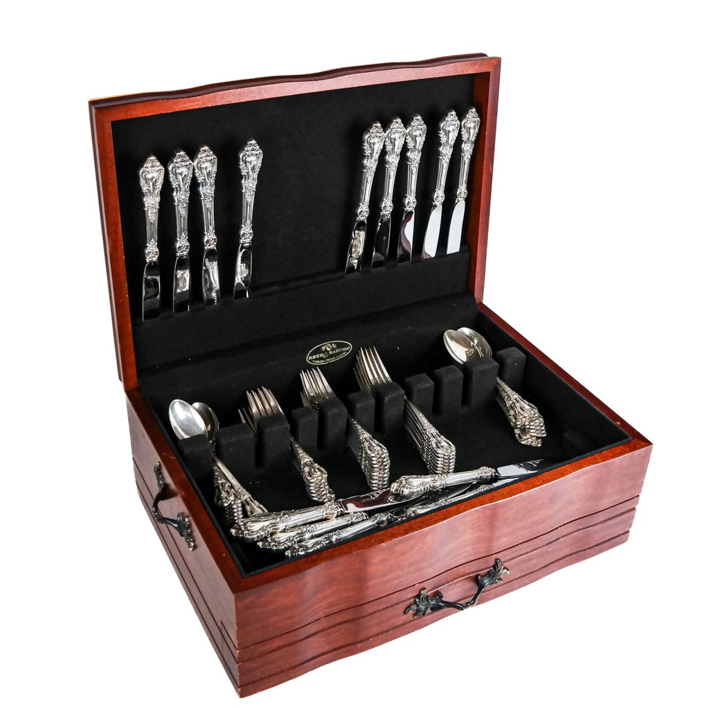 60-Pc. Lunt Sterling Silver Partial Flatware Set (1 of 11)