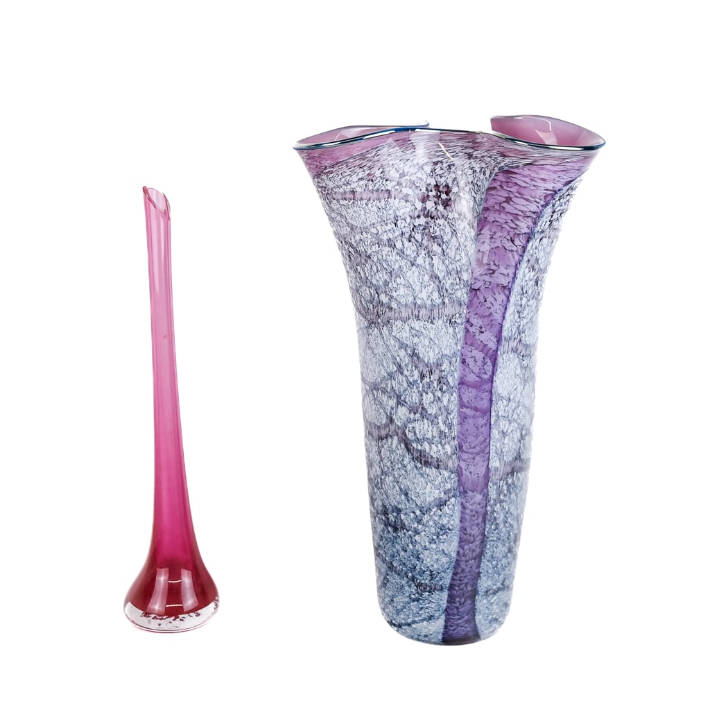 Two Modern Art Glass Vases (1 of 11)