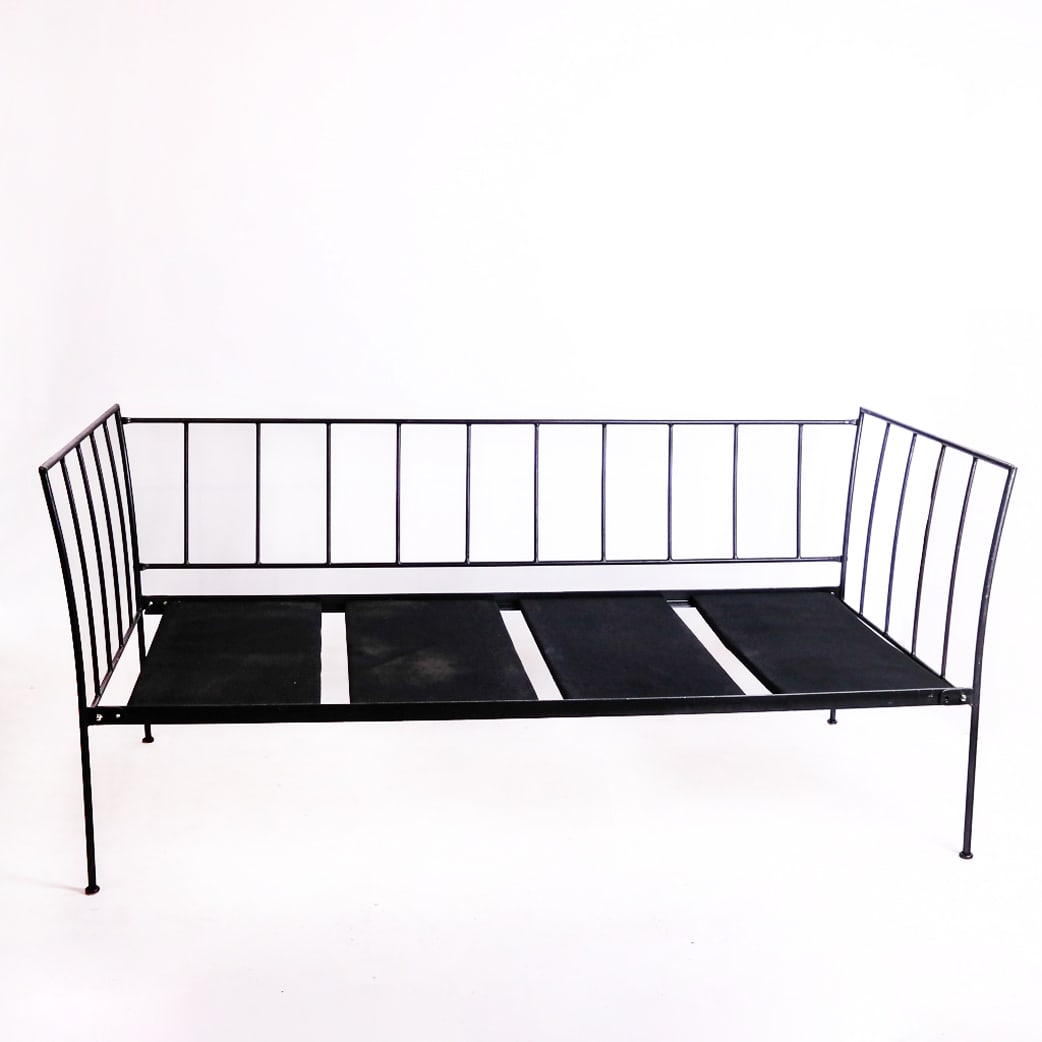 Modern Wrought Iron Daybed (1 of 9)