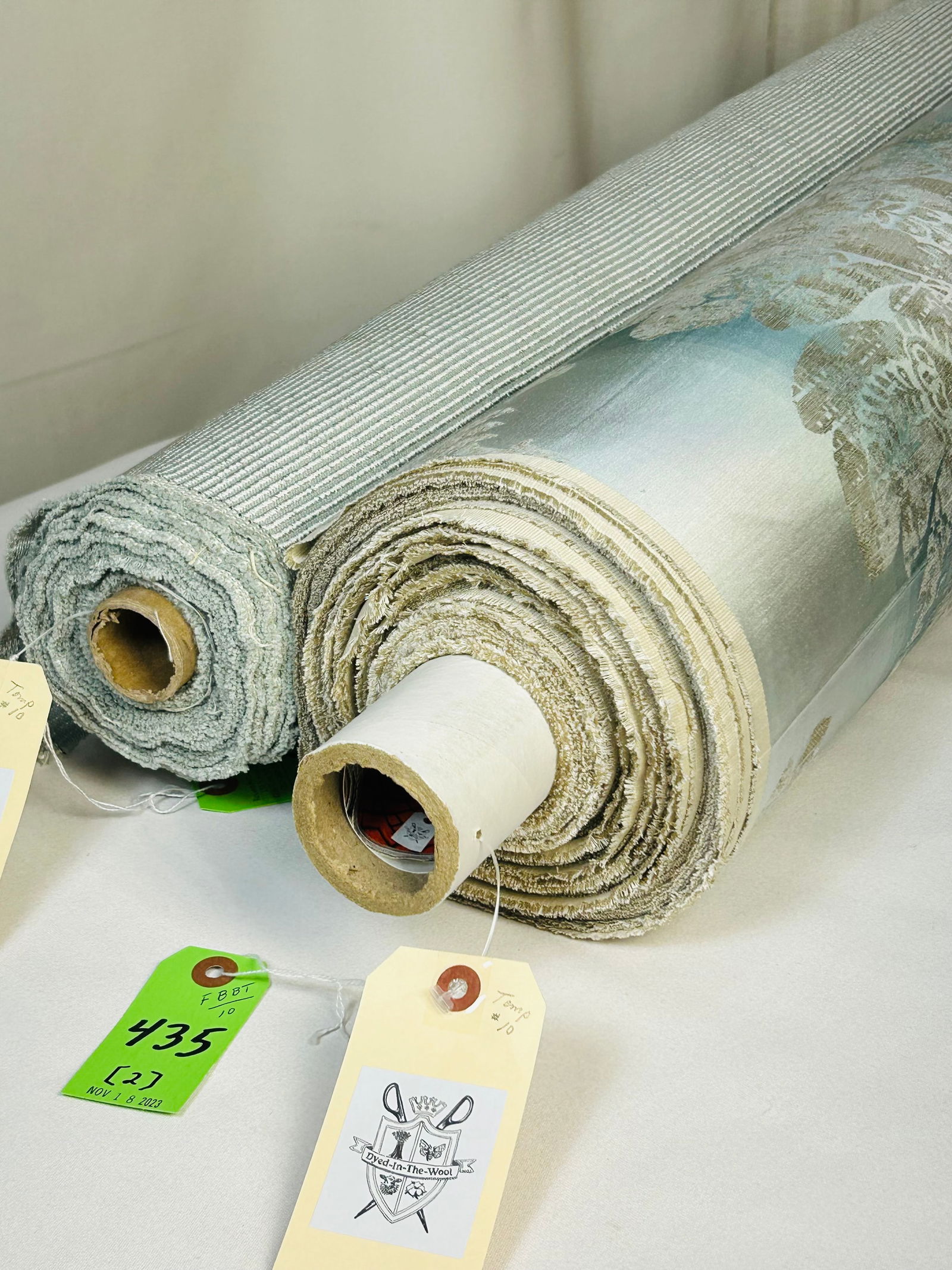 Colefax & Fowler Damask and Glant Ottoman Fabrics (1 of 7)