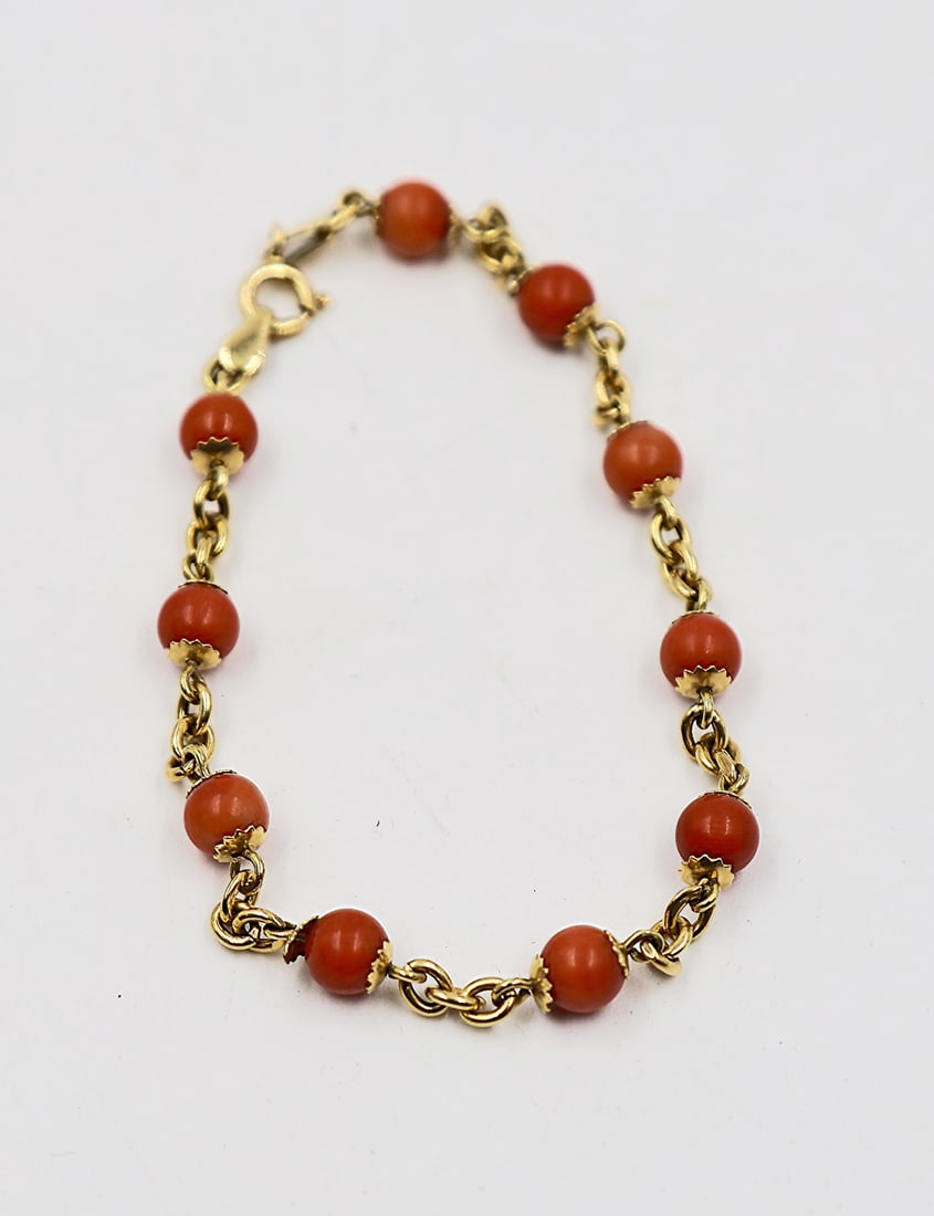 18K Gold and Coral Link Bracelet (1 of 2)