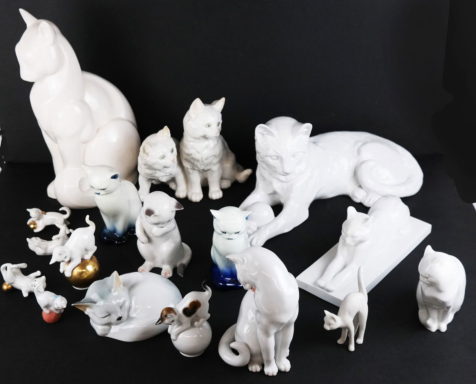 Group of Porcelain and Ceramic White Cats (1 of 13)
