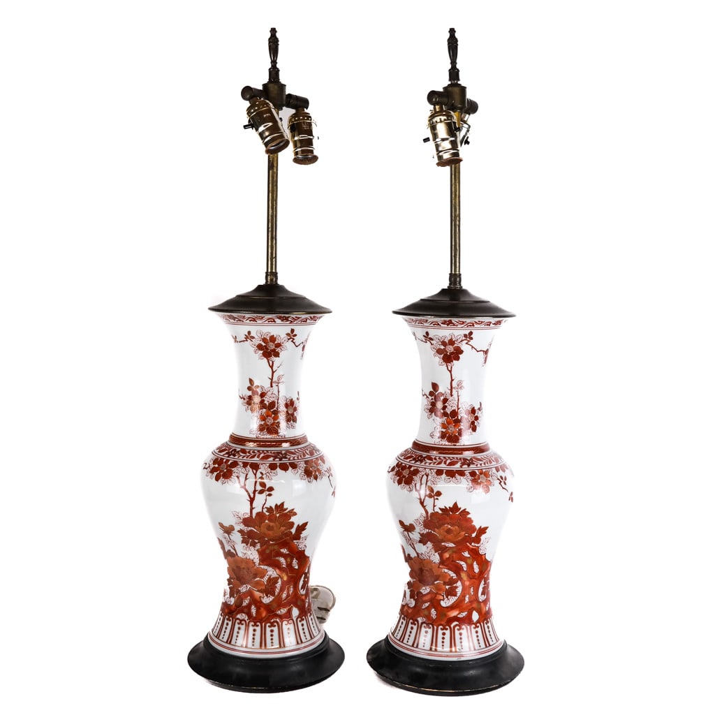 Pair of Chinese Export-Style Porcelain Lamps (1 of 7)