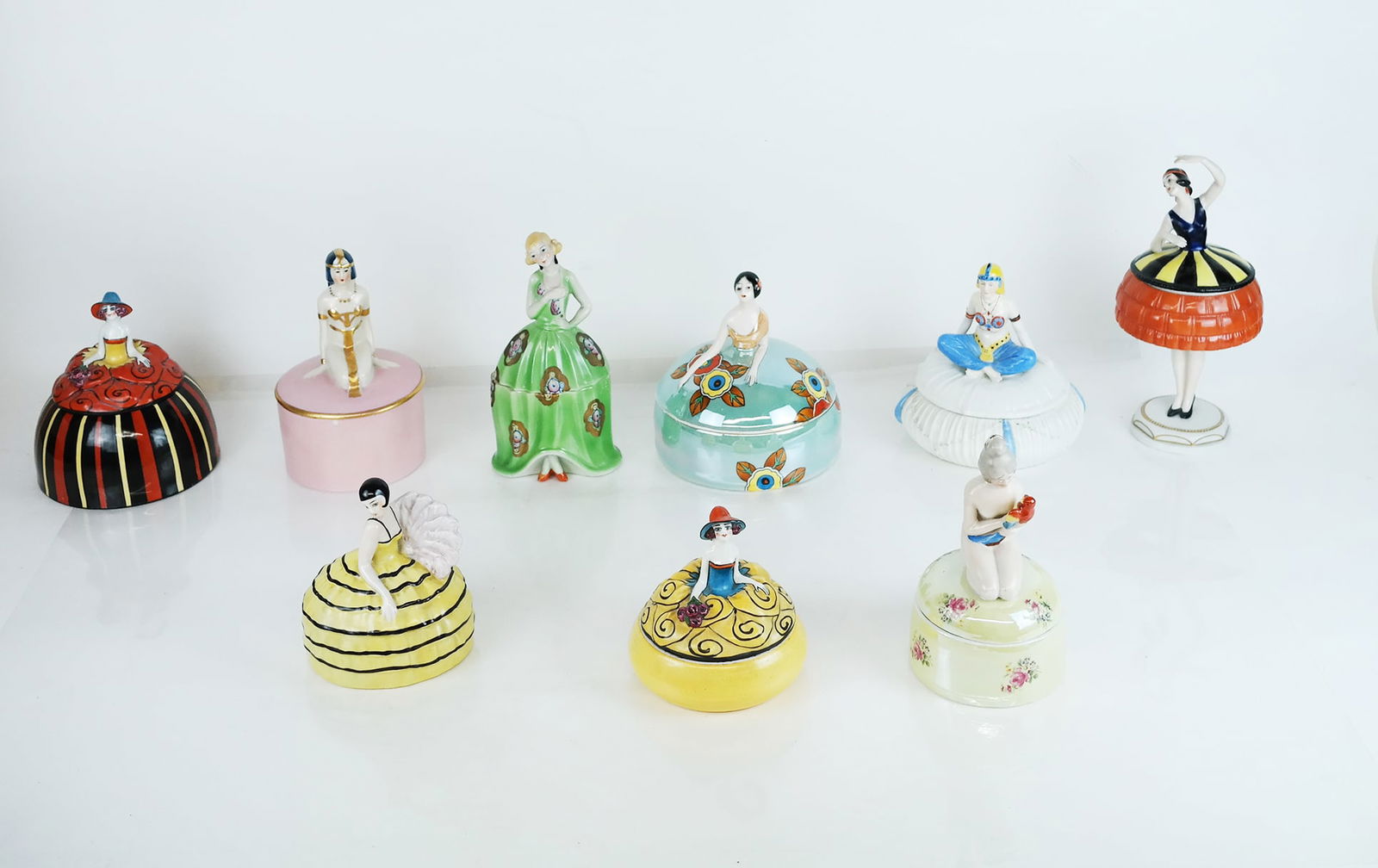 French & Japanese Group of Powder Boxes (1 of 12)