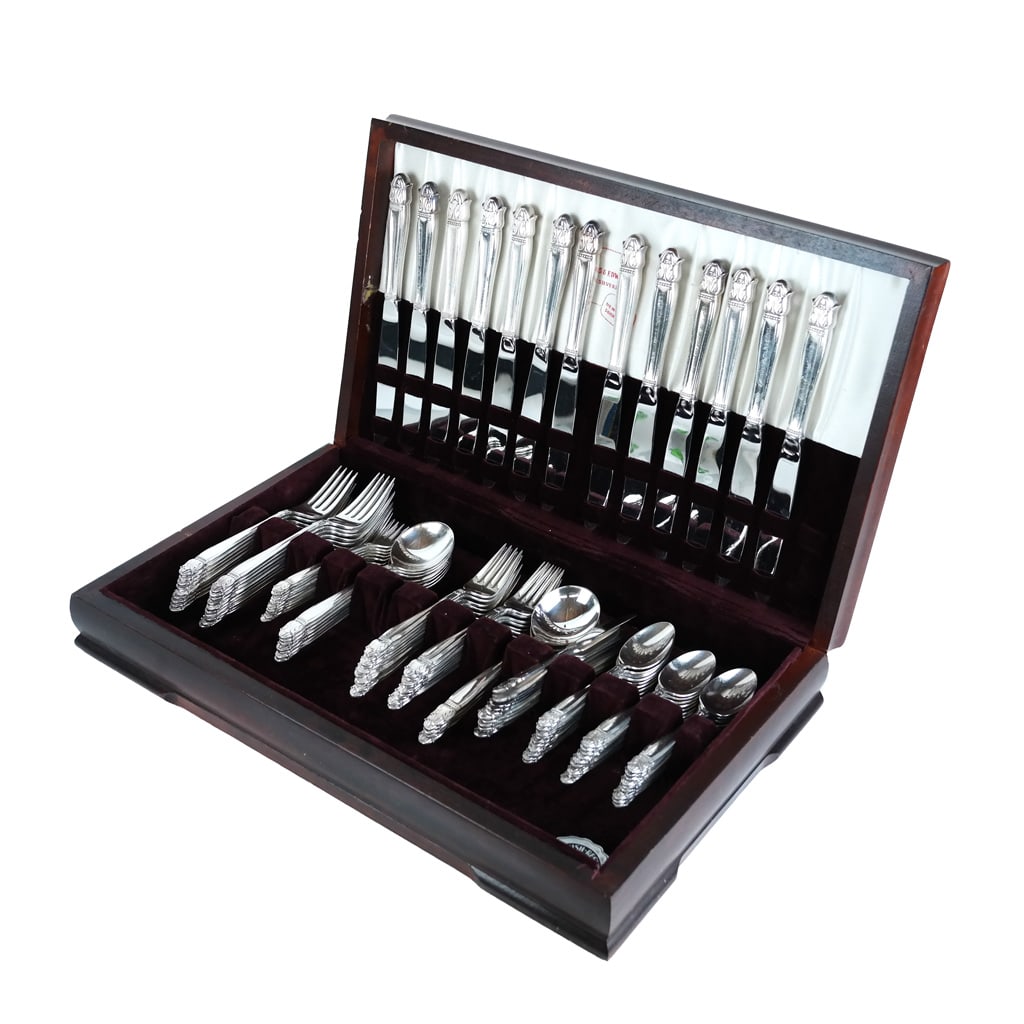 Holmes & Edwards 111-Pc. Silver Plate Flatware Set (1 of 12)