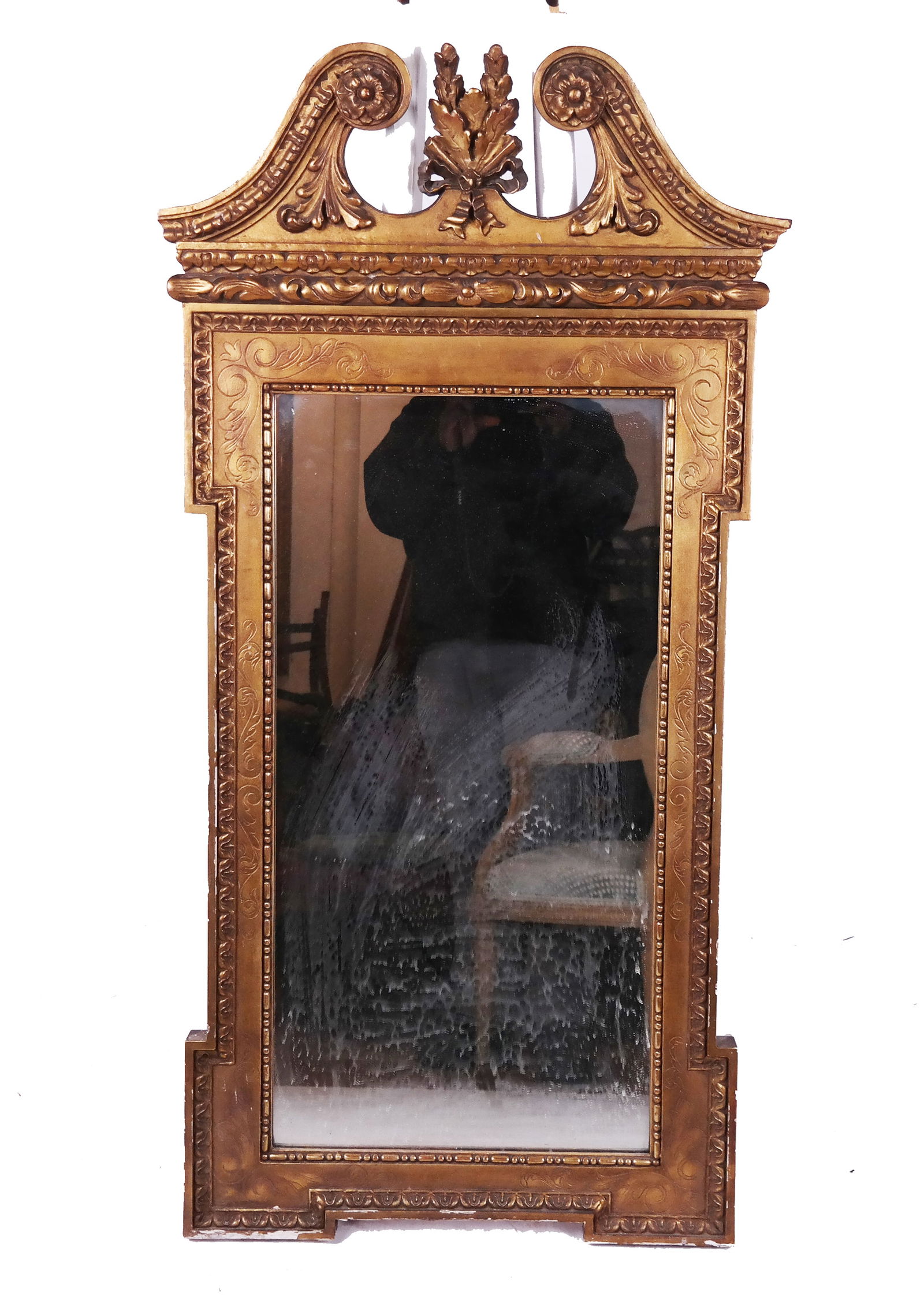 Classical-Style Embossed Design Mirror (1 of 7)