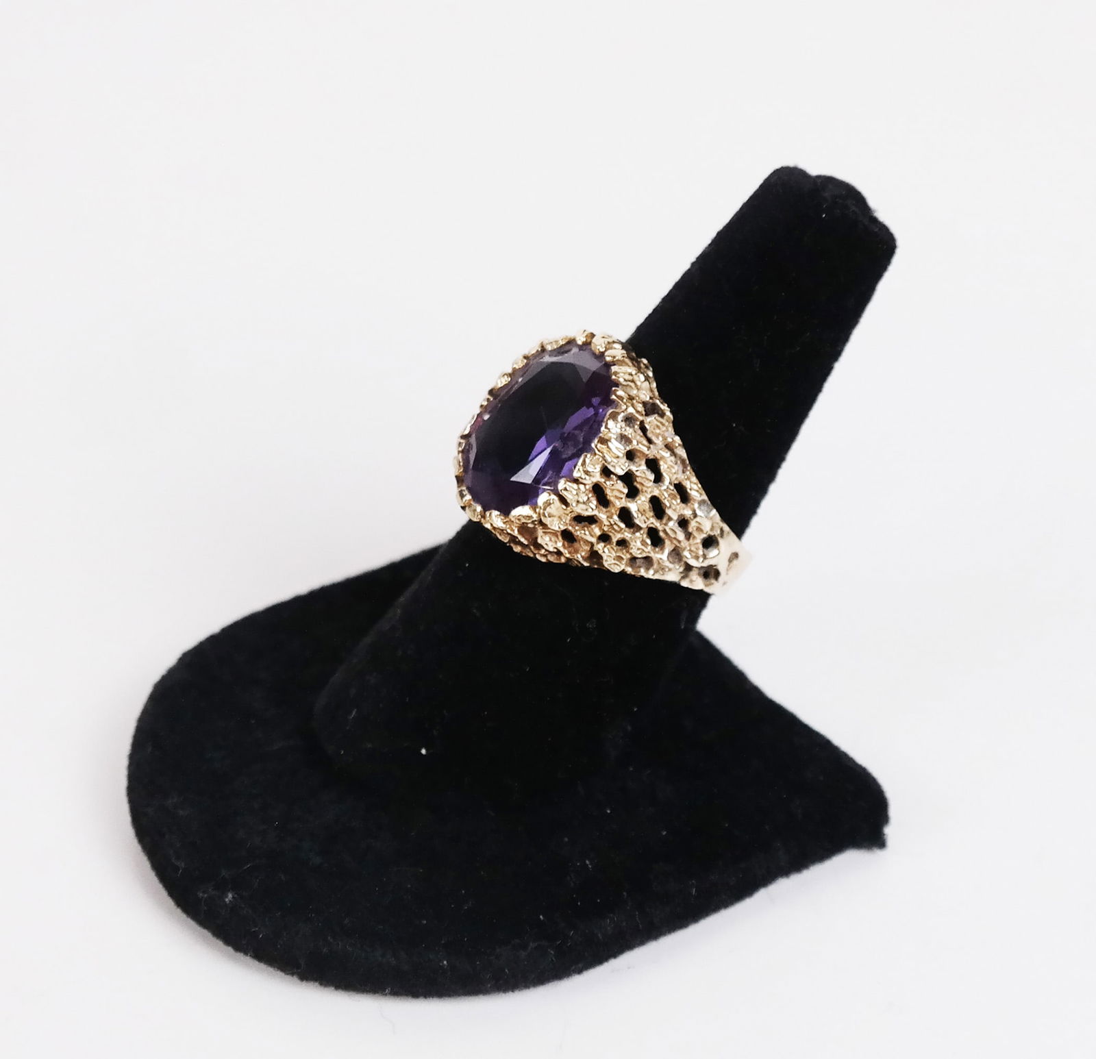 14K Yellow Gold & Amethyst Ring (1 of 9)