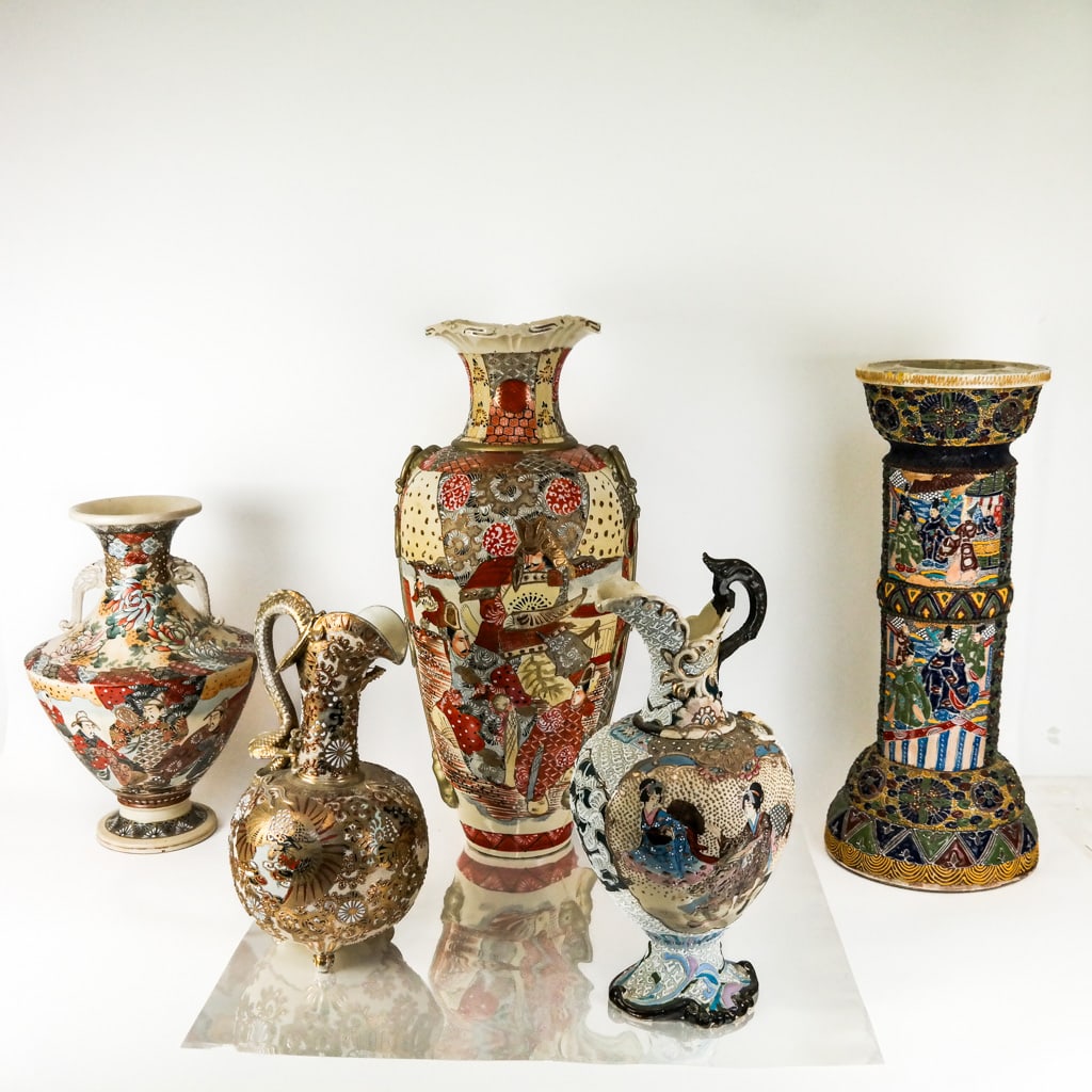 Five (5) Japanese Satsuma Moriage Vases (1 of 14)