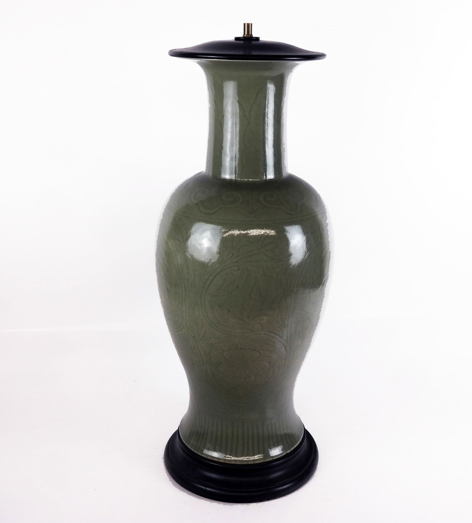 Chinese Green Celadon Vase (1 of 8)
