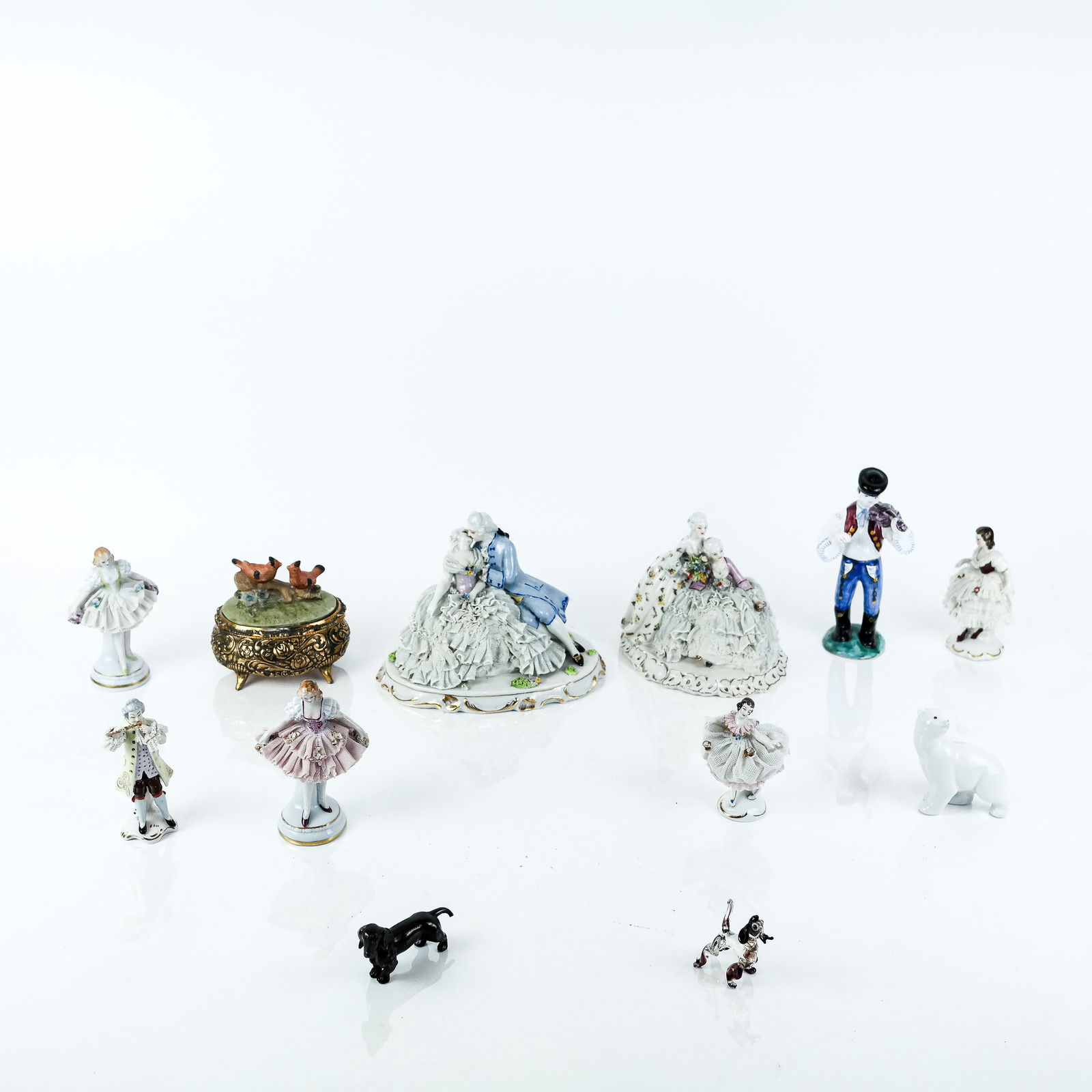 Assorted Hummels and Miniature Toby Jugs (1 of 14)
