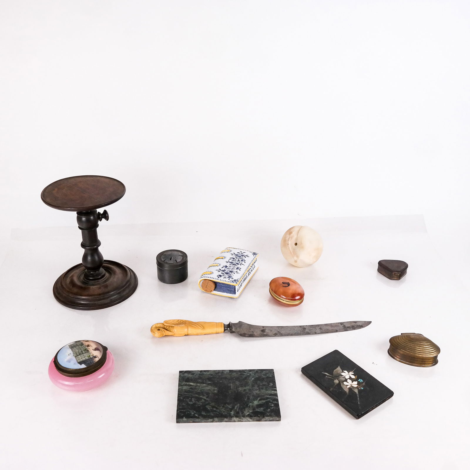 Assembled Group of Decorative Collectibles (1 of 14)