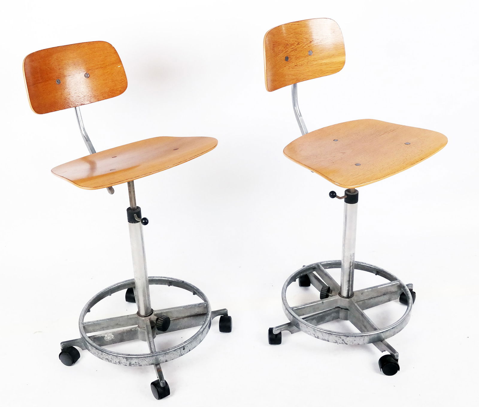 Pair of Modern Bar Stools by Kevi (1 of 10)