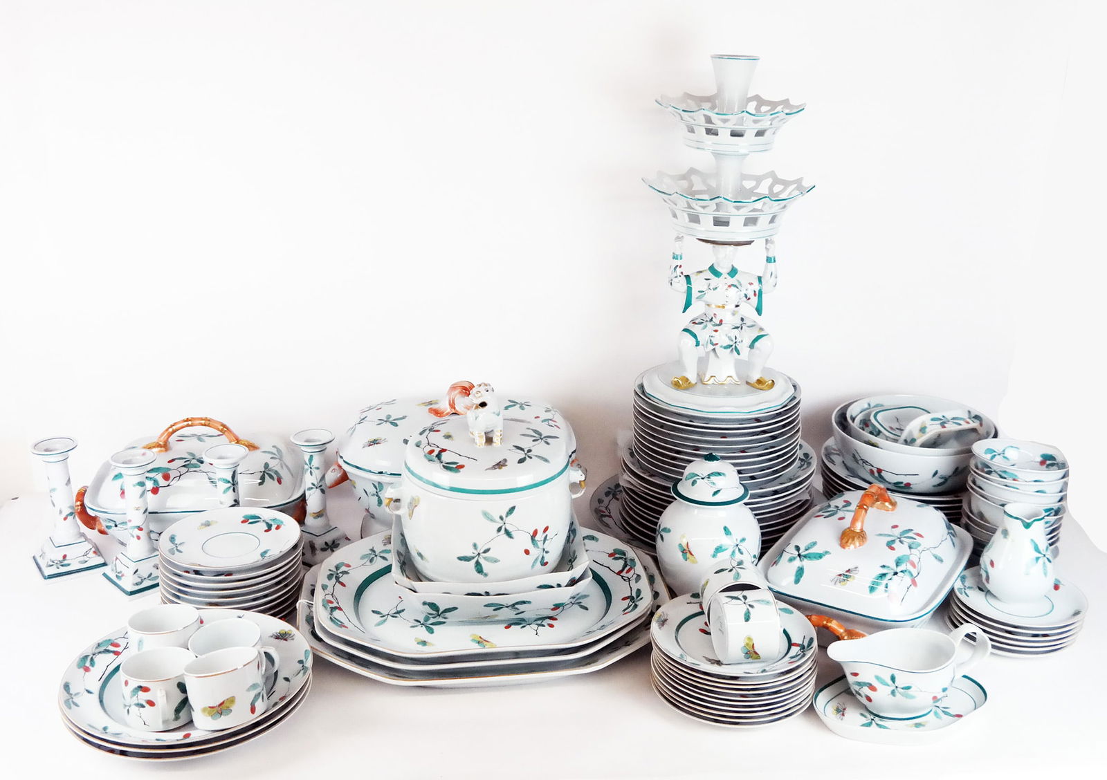 Mottahedeh Famille Verte Dinner Service (1 of 14)