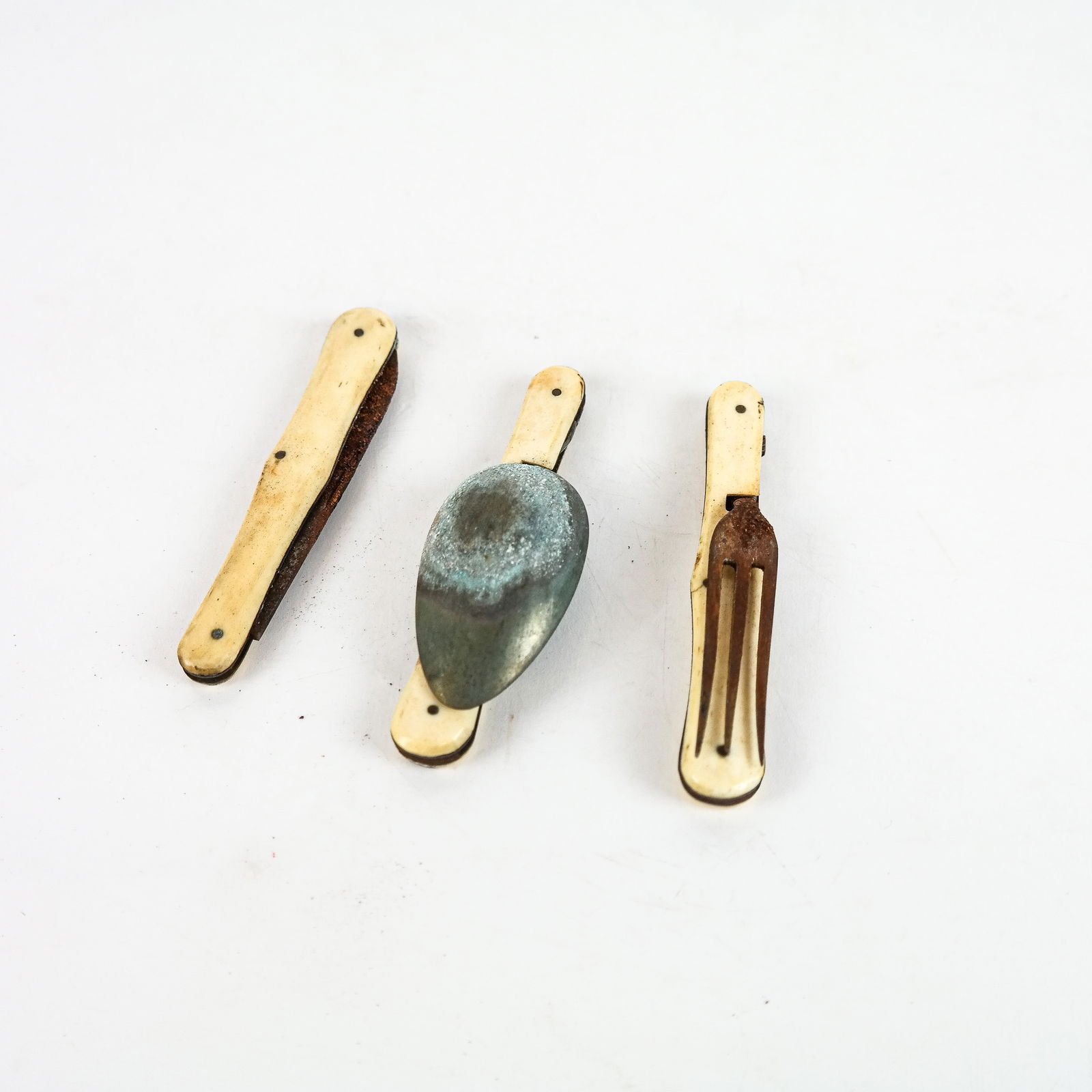 Antique Soldier's / Officer's Mess Kit (1 of 6)