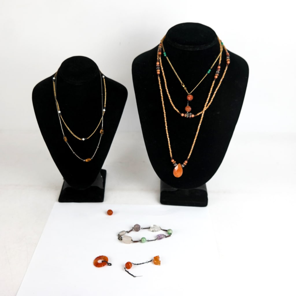 Assorted Asian Hardstone Jewelry (1 of 10)