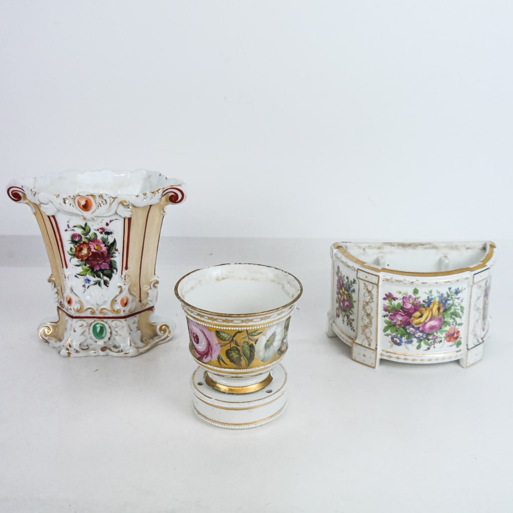 Three Old Paris-Style Porcelain Vases (1 of 14)