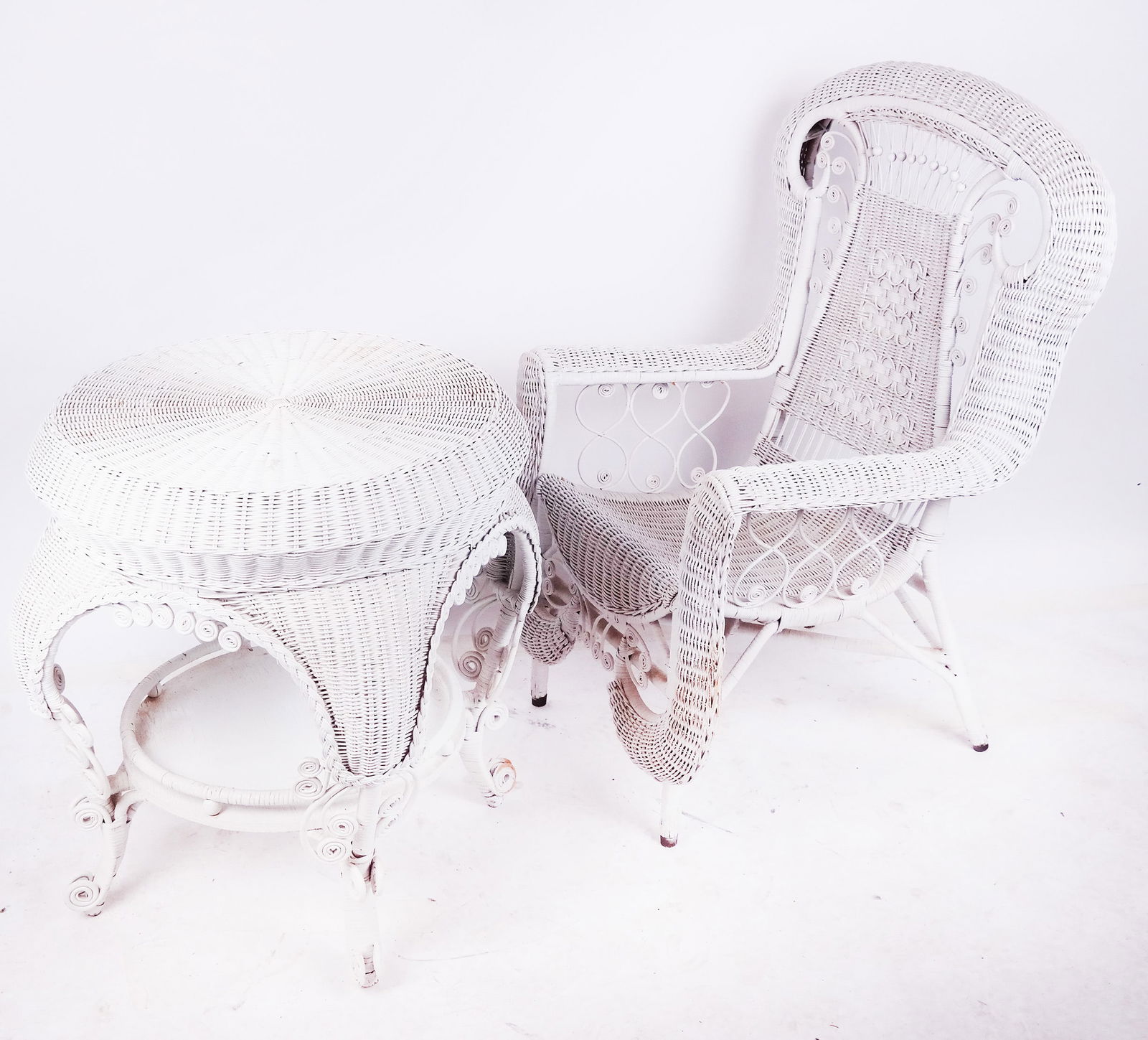 Victorian-Style Wicker Chair and Table (1 of 6)