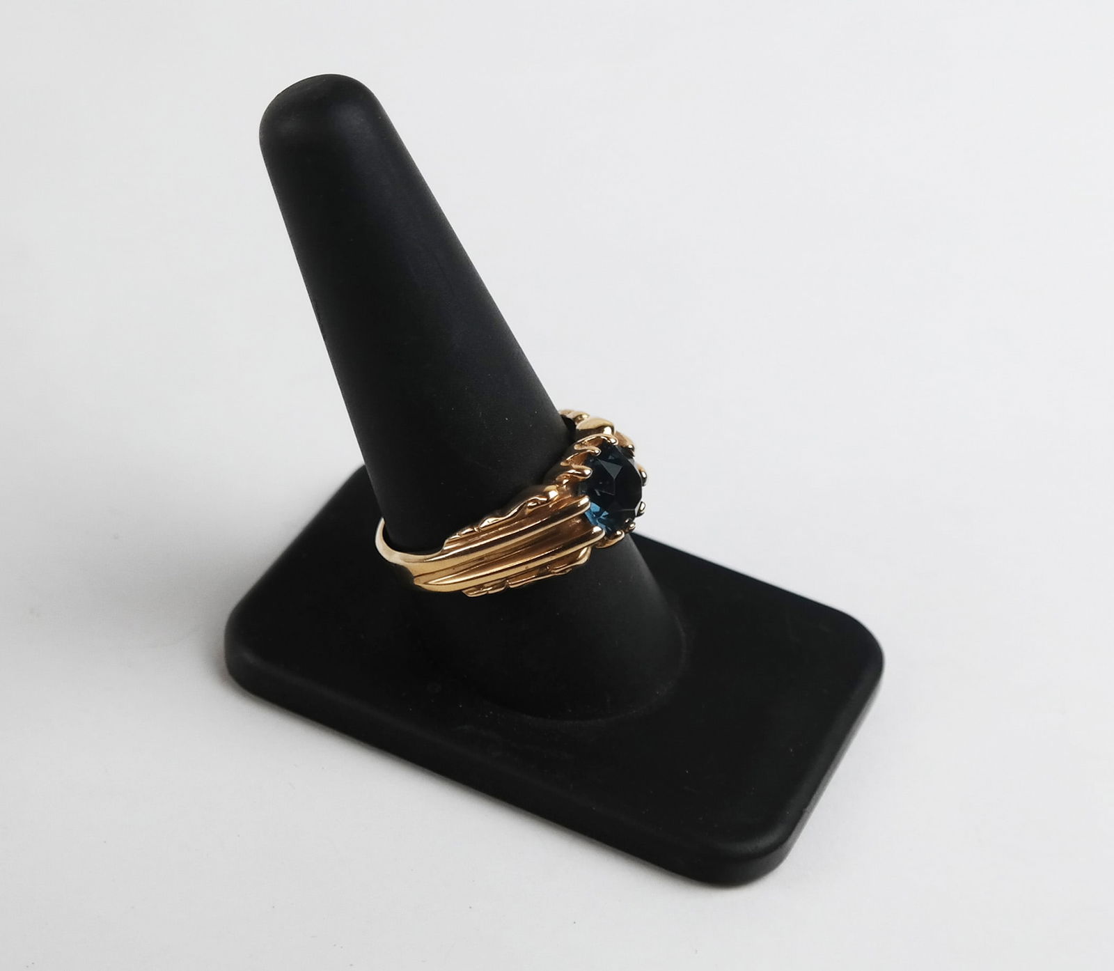 14K Gold & Blue Stone Ring (1 of 11)